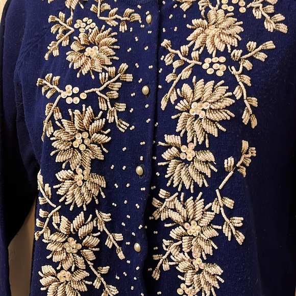Vintage beaded sweater - Picture 2 of 6